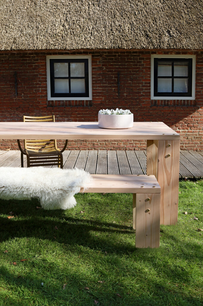 BERTHE tuintafel